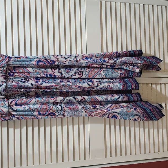 Ruby Rd Sundress, peep chest opening,EUC. handkerchief hem, Paisley print. - Picture 6 of 6